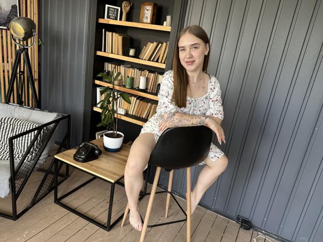LauraHlot - Live porn &amp; sex cam - 26680597