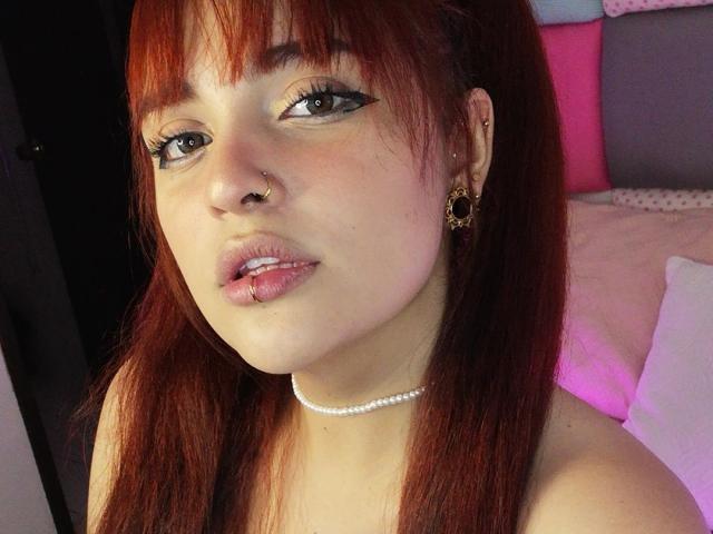 AgathaK - сексуальная веб-камера в реальном времени - 26681985