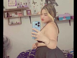 CharllotteRubine - Live porn &amp; sex cam - 26693613