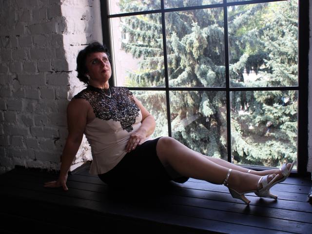 LuciaMii - Sexe cam en vivo - 26696885