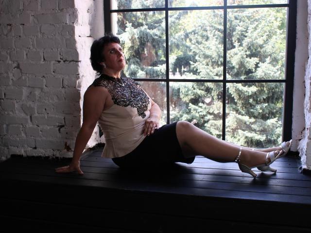 LuciaMii - сексуальная веб-камера в реальном времени - 26696941