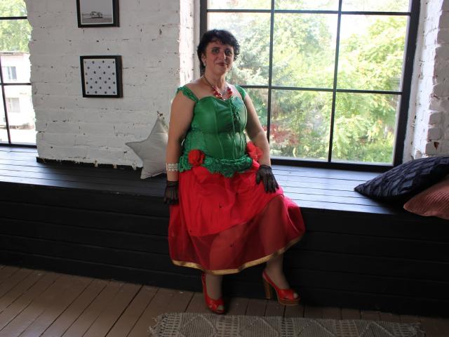 LuciaMii - Porno na żywo i seks kamera - 26697021