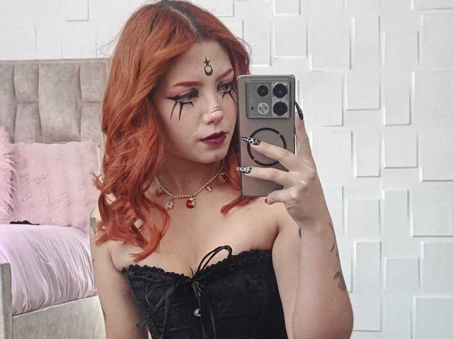 EmmaThomsonn - Live porn &amp; sex cam - 26704688