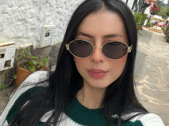 IsabellaJames - פורנו בשידור חי ומצלמת סקס - 26706008
