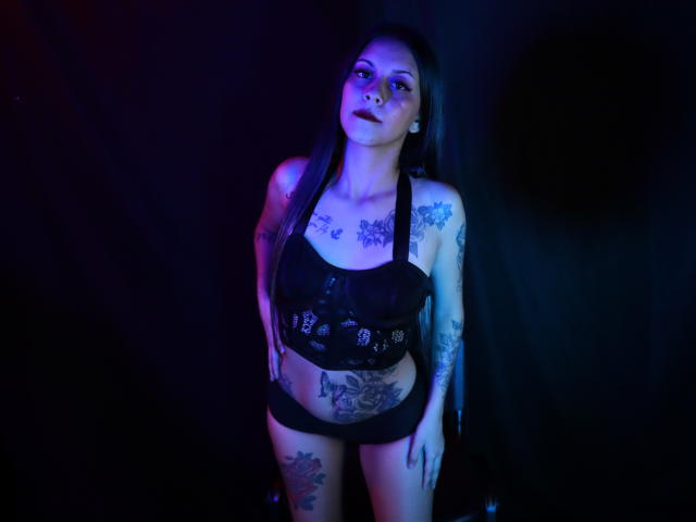 Yliria - Live porn &amp; sex cam - 26723852