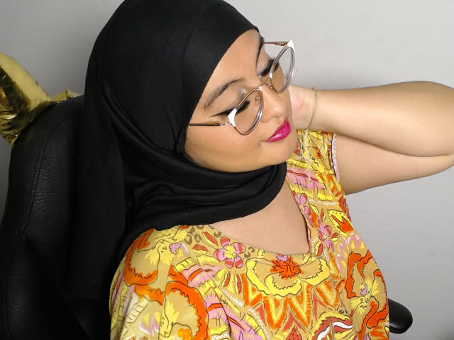 HelueJamil - Live porn &amp; sex cam - 26725226