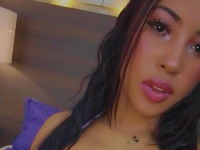 SusiLopez - Porno na żywo i seks kamera - 26727458