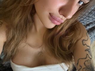 Prikaži popoln profil modela SensualMila