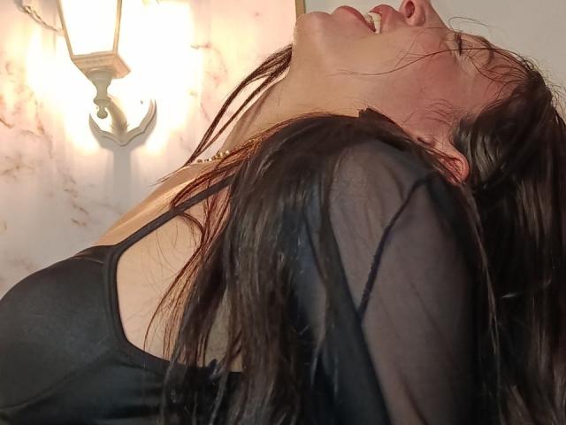 LunaBlake69 - Live porn &amp; sex cam - 26729468