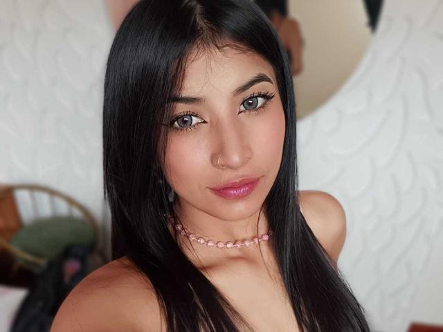 NaiaSanders - сексуальная веб-камера в реальном времени - 26735000