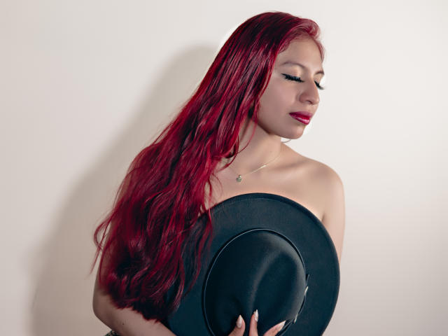 ZoeRedds - Live porn &amp; sex cam - 26741330