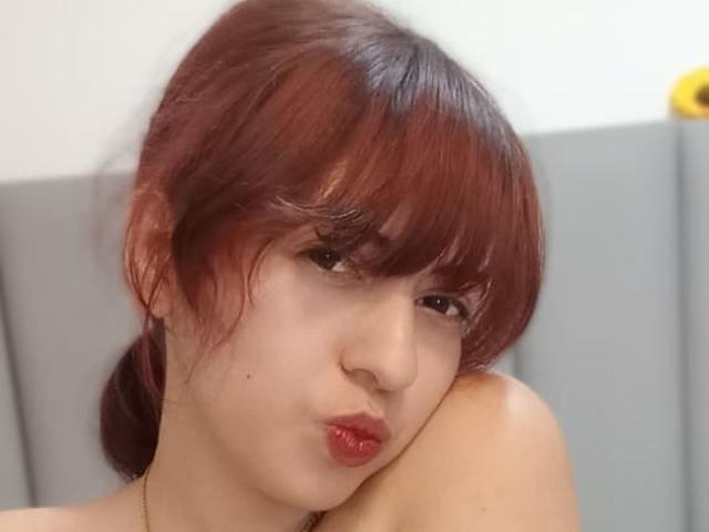 BrendaBluee - Élő pornó és szexkamera - 26743196