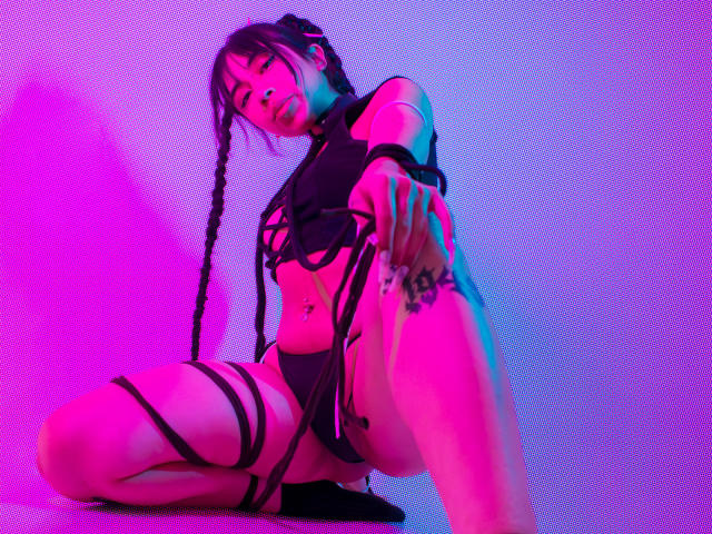 MadisonDarkk - Live sex cam - 26748381