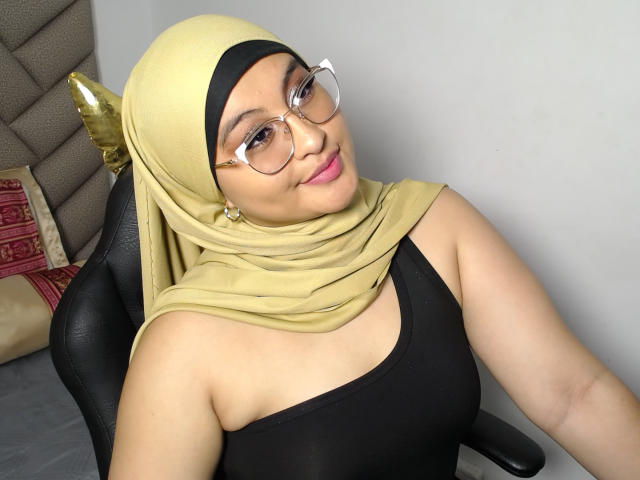 HelueJamil - Live porn &amp; sex cam - 26752217