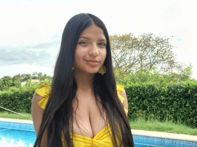 LailaBarker - Live sex cam - 26755255