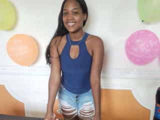 TaniaSweety - Live porn &amp; sex cam - 26772356