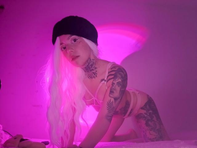 Ianniegz - Live porn &amp; sex cam - 26780511