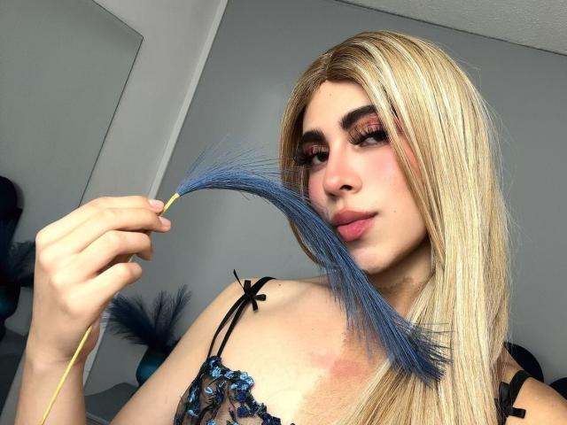 LiaColin - Live sexe cam - 26784781