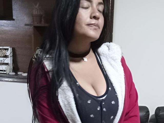 ArianithaXox - Live porn &amp; sex cam - 26788113