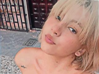 SandyStraw - Live porn &amp; sex cam - 26792250