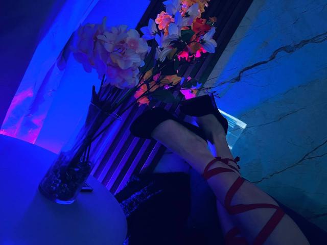 CharlotteAristizabal - Live porn &amp; sex cam - 26792628