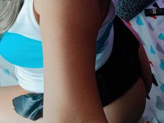 MiaJhonss - Live porn &amp; sex cam - 26800944