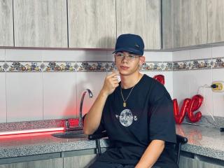 HotSlimMan - Live porn &amp; sex cam - 26805879