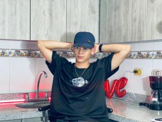 HotSlimMan - Live porn &amp; sex cam - 26806089