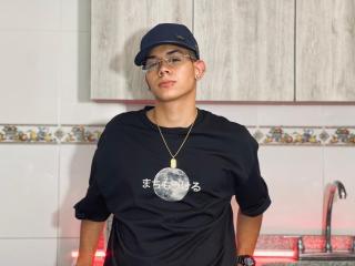 HotSlimMan - Live porn &amp; sex cam - 26806096