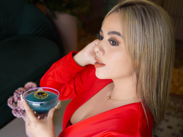 MartinaRusel - Live sex cam - 26807468
