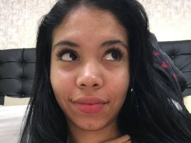 EmaGarces - Live sex cam - 26815406