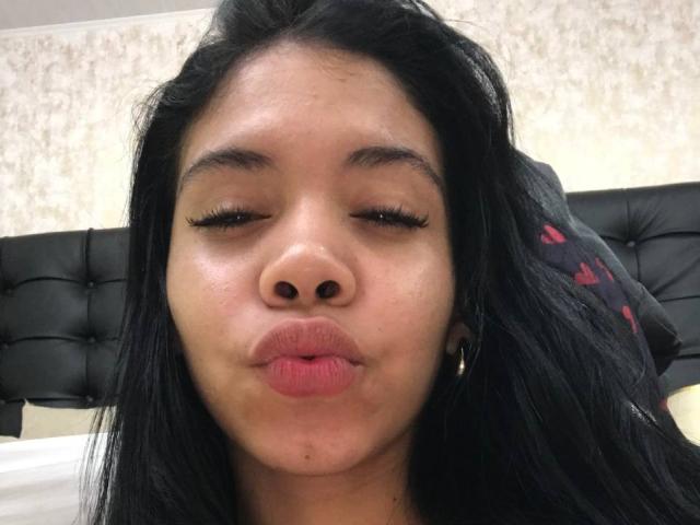 EmaGarces - Live porn &amp; sex cam - 26815420