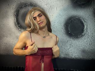 MichellPratTrans - Live porn &amp; sex cam - 26815777