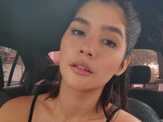 ScarlletZhen - Live porn &amp; sex cam - 26818577