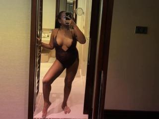 MilkmyLadyCock - Live porn &amp; sex cam - 26825801