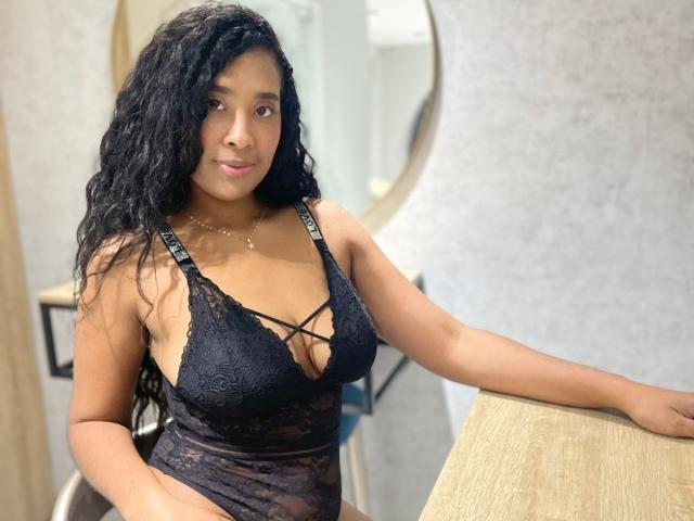 ZuriJackson - сексуальная веб-камера в реальном времени - 26833977