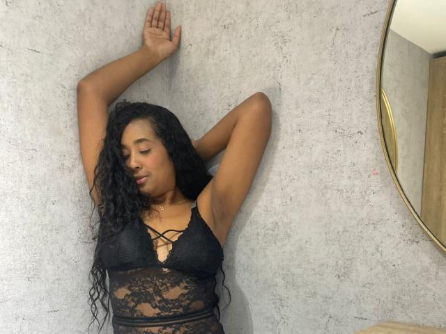 ZuriJackson - Live porn &amp; sex cam - 26834012