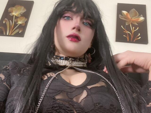 ShanaDatee - Live Sex Cam - 26852737