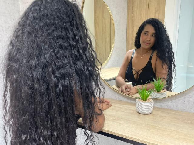 ZuriJackson - Live porn &amp; sex cam - 26858169