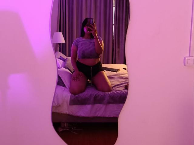 Karollteyes - Camera khiêu dâm &amp; quyến rũ trực tiếp - 26862705