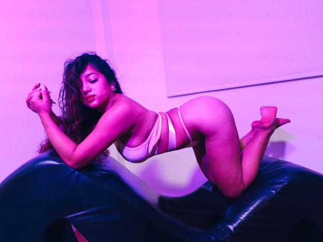 NicoleMartins - Live porn &amp; sex cam - 26874626