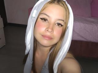 MelaniBecker - Live porn &amp; sex cam - 26876922