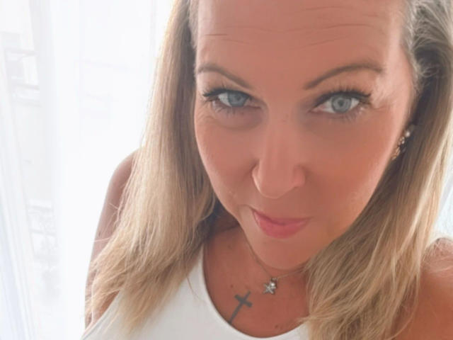 AurelieNoir-hot - Sexe cam en vivo - 26877748