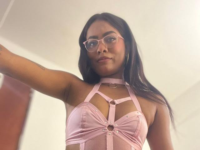 ChloeBrownOne - Live porn &amp; sex cam - 26889375