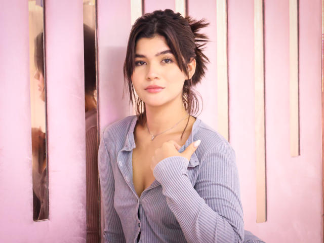 ScarlletZhen - Porno na żywo i seks kamera - 26892917