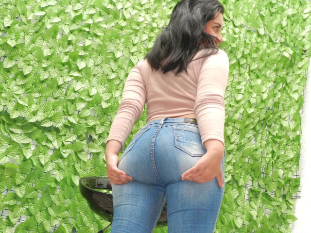 ZaraAlessandre - Live porn &amp; sex cam - 26893435