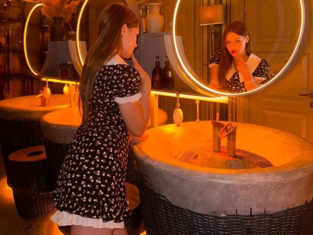 Bubochka - Porno na żywo i seks kamera - 26899371