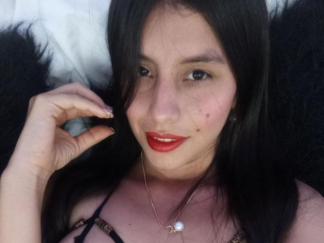 MadissonFontaine - פורנו בשידור חי ומצלמת סקס - 26900337