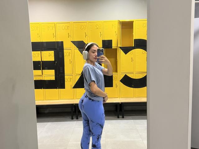 SharonKlart - פורנו בשידור חי ומצלמת סקס - 26906987