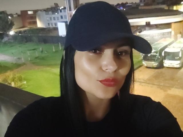 CharlotteCrofort - Live porn &amp; sex cam - 26920350